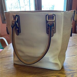 Apt. 9 Cream and Tan Tote Bag with comfortable shoulder straps, multiple pockets